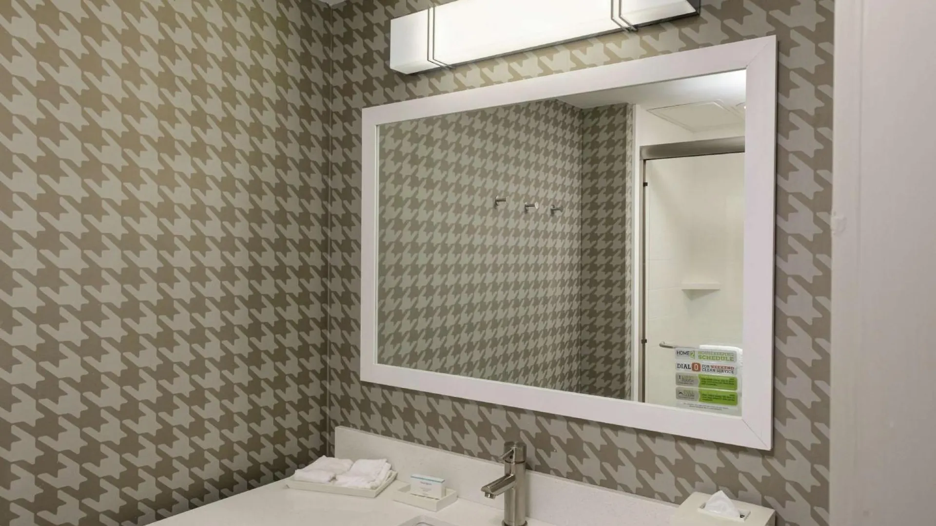 Home2 Suites By Hilton Louisville Airport Expo Center 3*,
