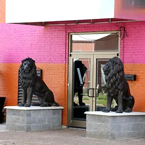 Hotel Vu, Louisville